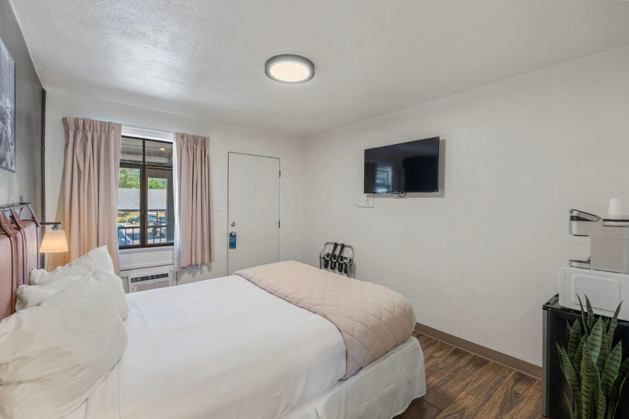 Adventure Motel