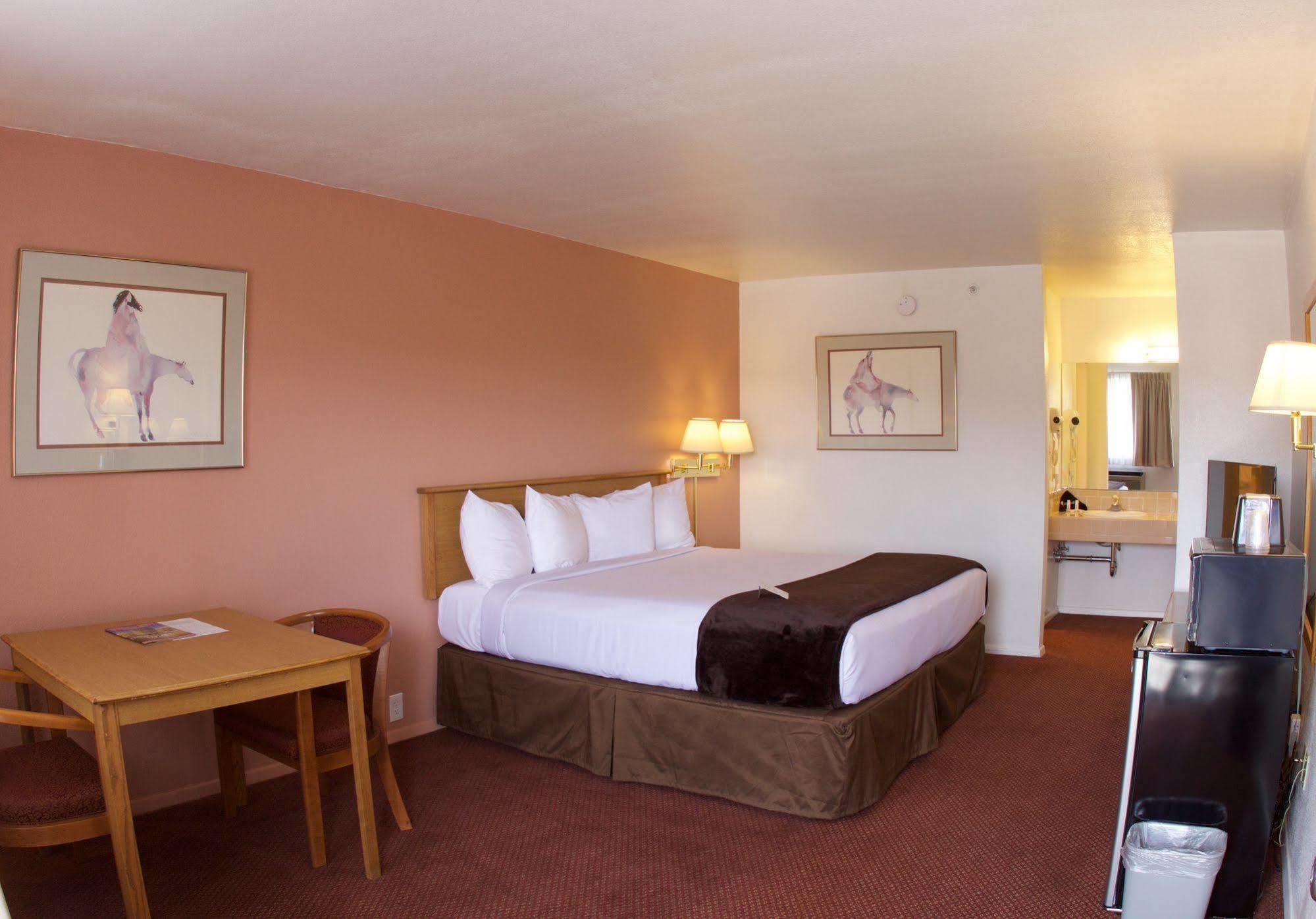Motel Adventure 2*